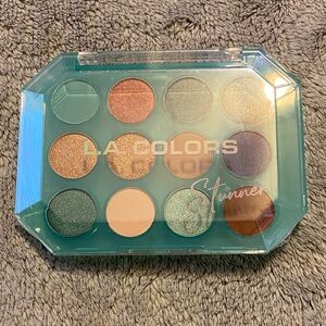 L.A. COLORS Stunner Eyeshadow Palette